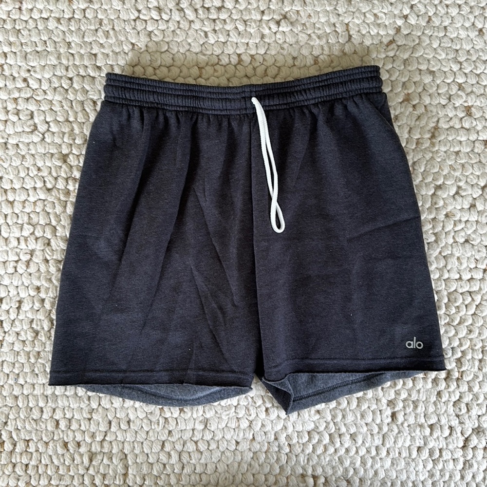 ALO Yoga Gym Sweat Shorts  - dark heather grey size S